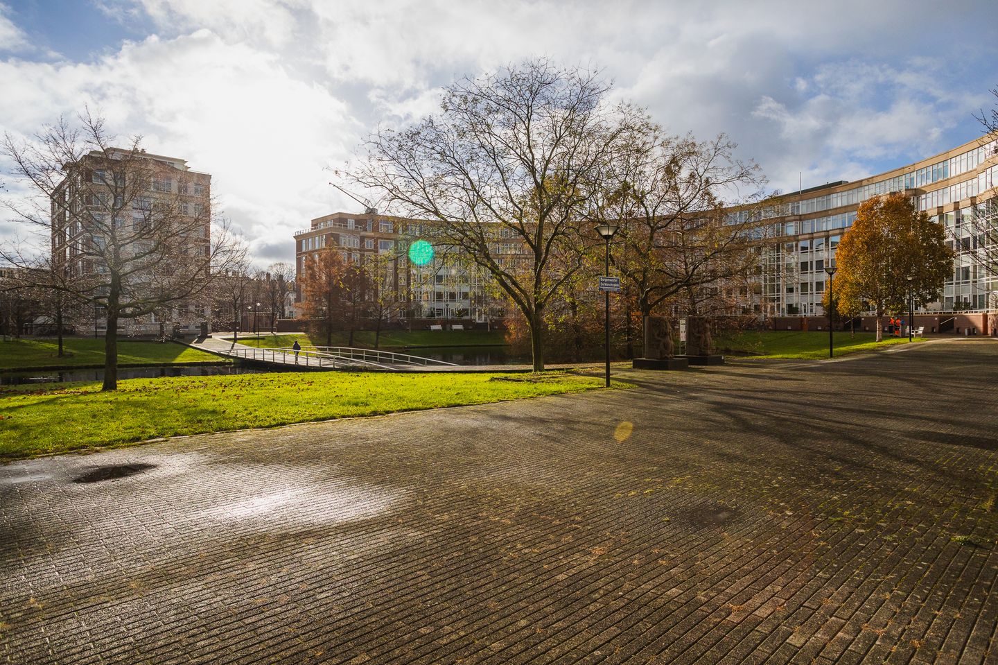 Foto 44 van Burgemeester De Monchyplein 218