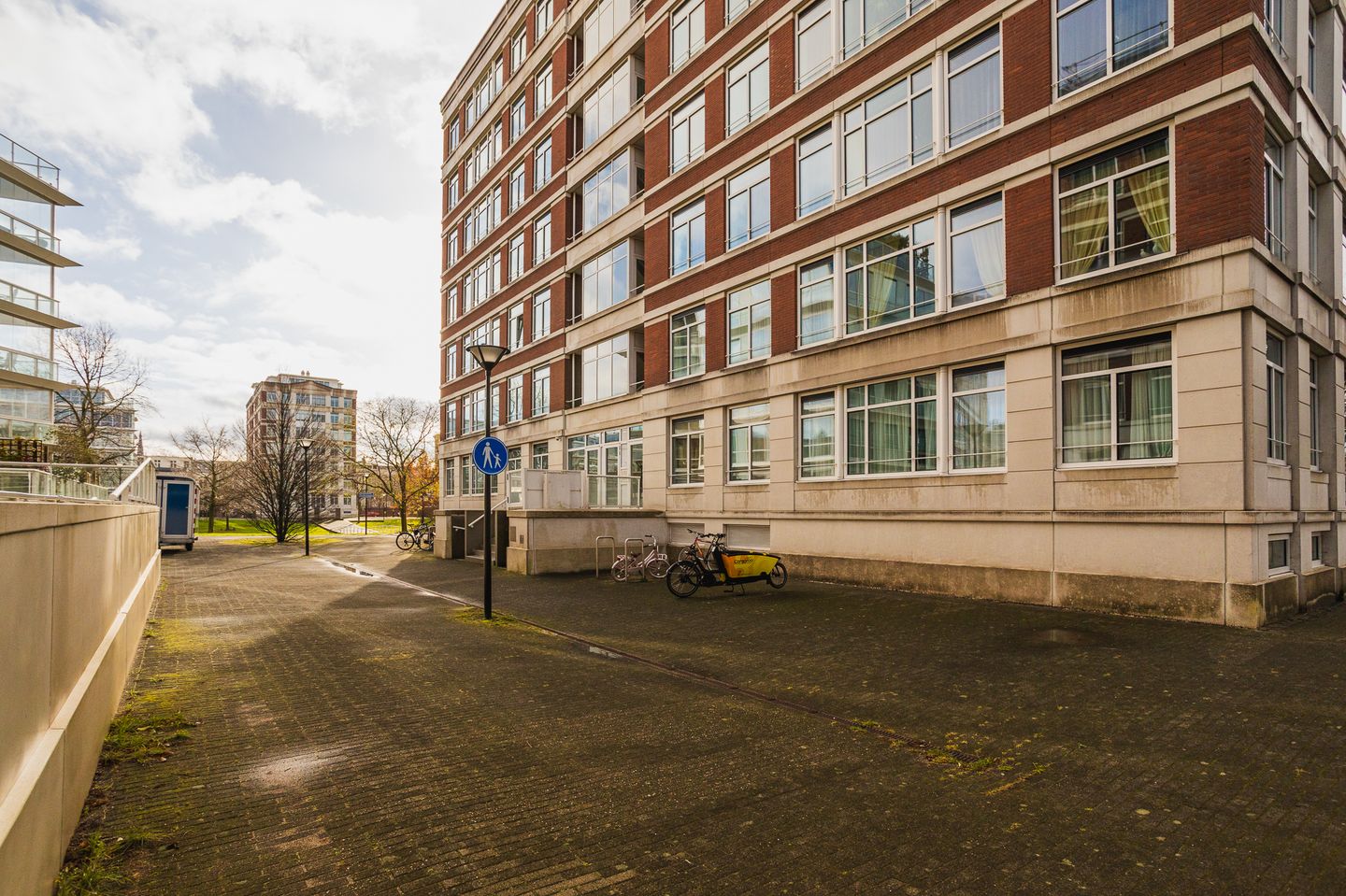 Foto 49 van Burgemeester De Monchyplein 218