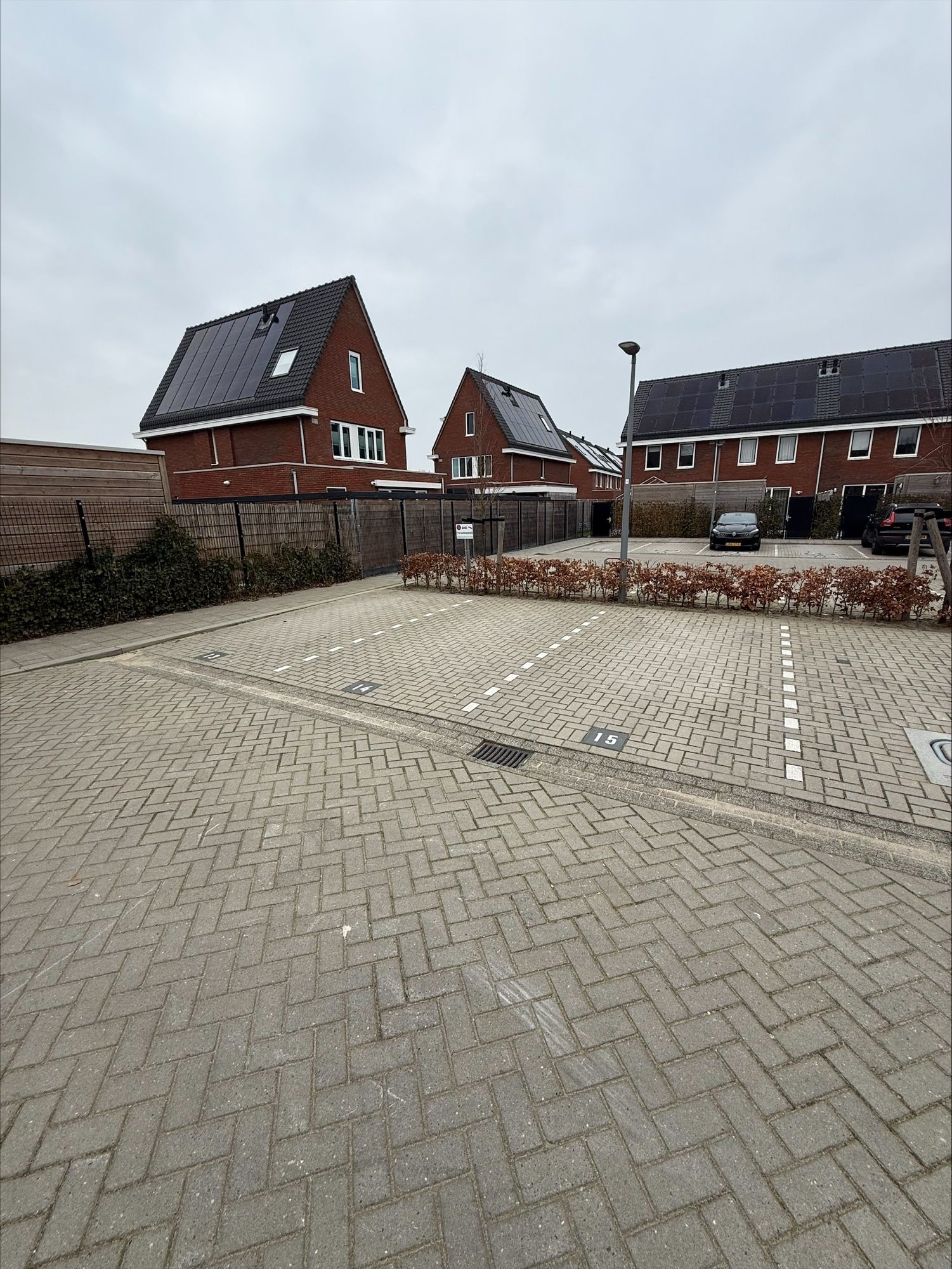 Mr. Arend van den Woudenslaan PP  false