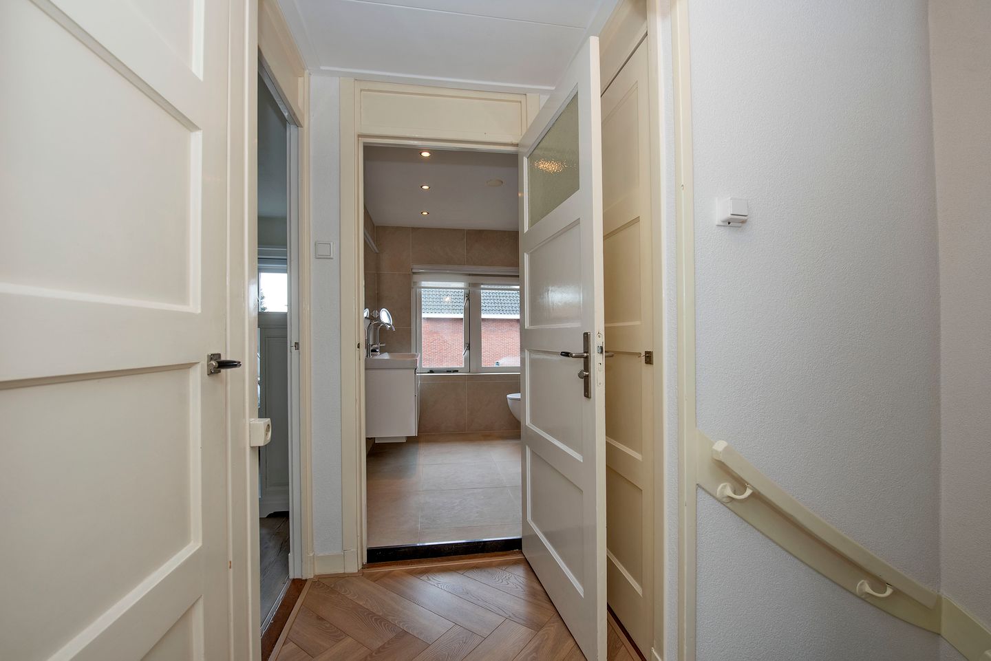 Foto 20 van Waarbekenplein 17