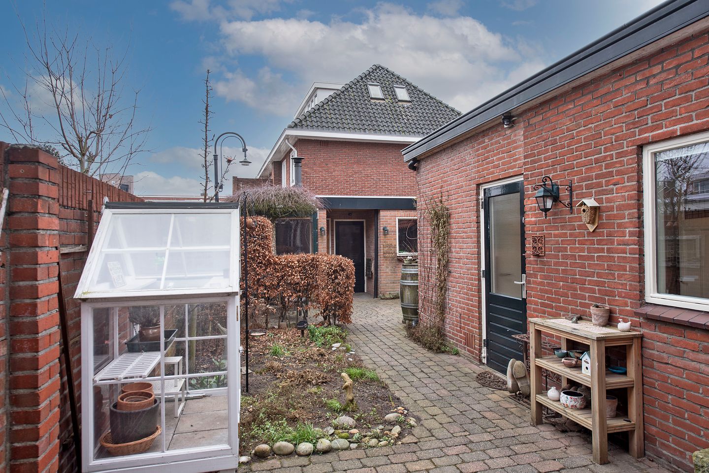 Foto 34 van Waarbekenplein 17