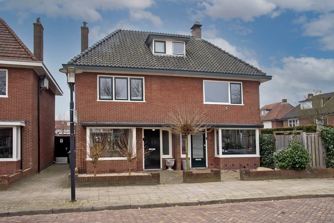 Foto 38 van Waarbekenplein 17