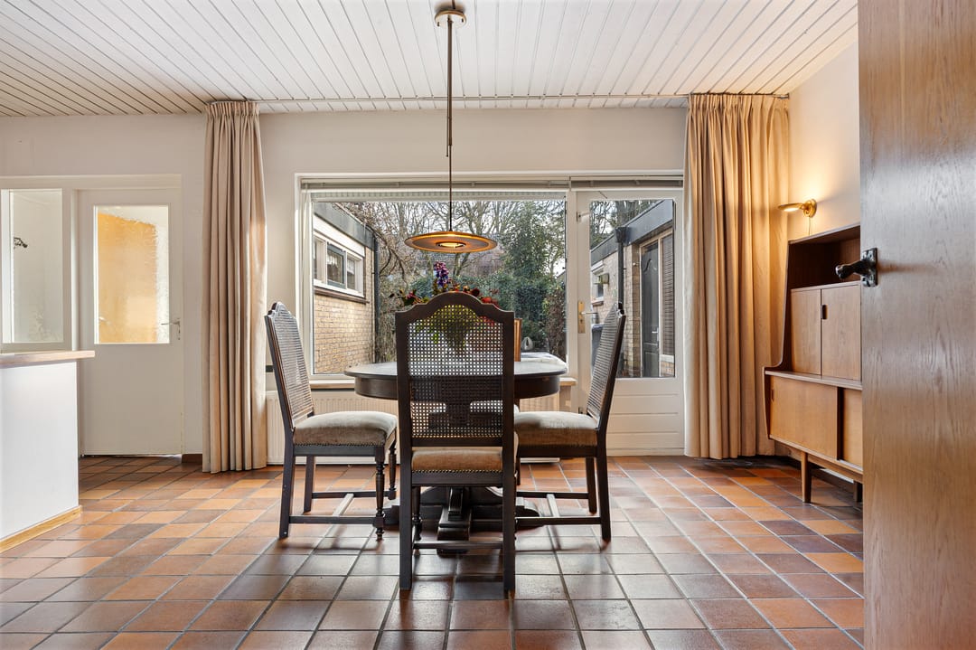 Photo 13 of Albert Schweitzerstraat 28
