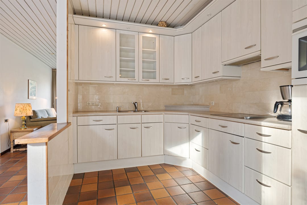 Photo 22 of Albert Schweitzerstraat 28