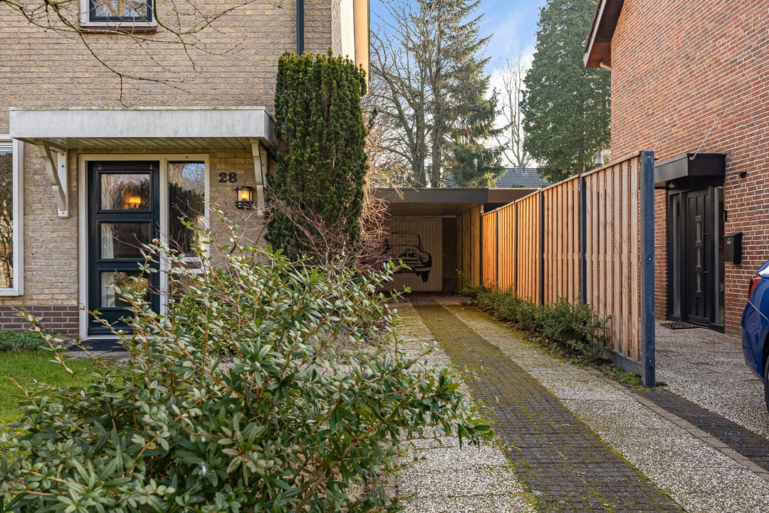 Photo 8 of Albert Schweitzerstraat 28
