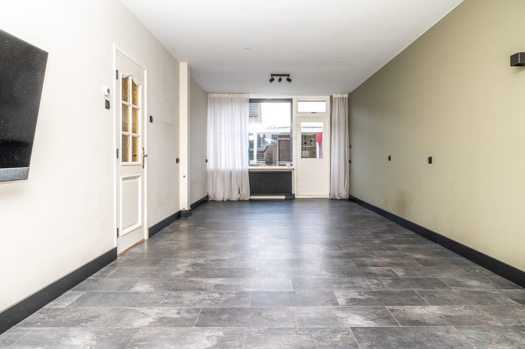 Spacious family home with 5 bedrooms in peaceful Ewijk — 14