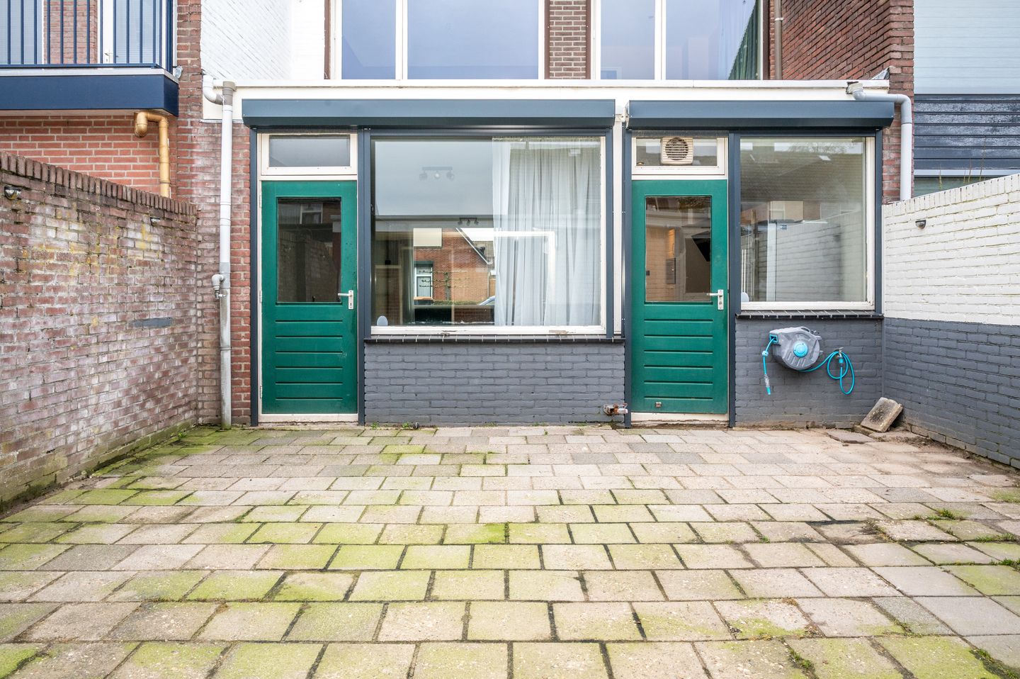 Spacious family home with 5 bedrooms in peaceful Ewijk — 68