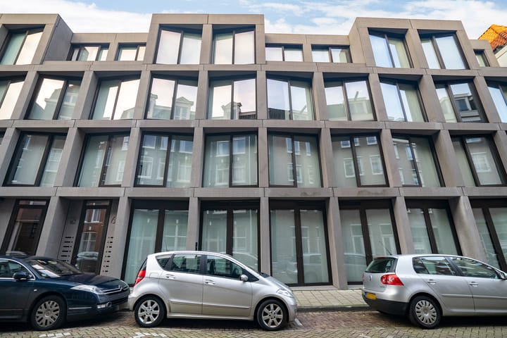 Photo 4 of Fokke Simonszstraat 61-V