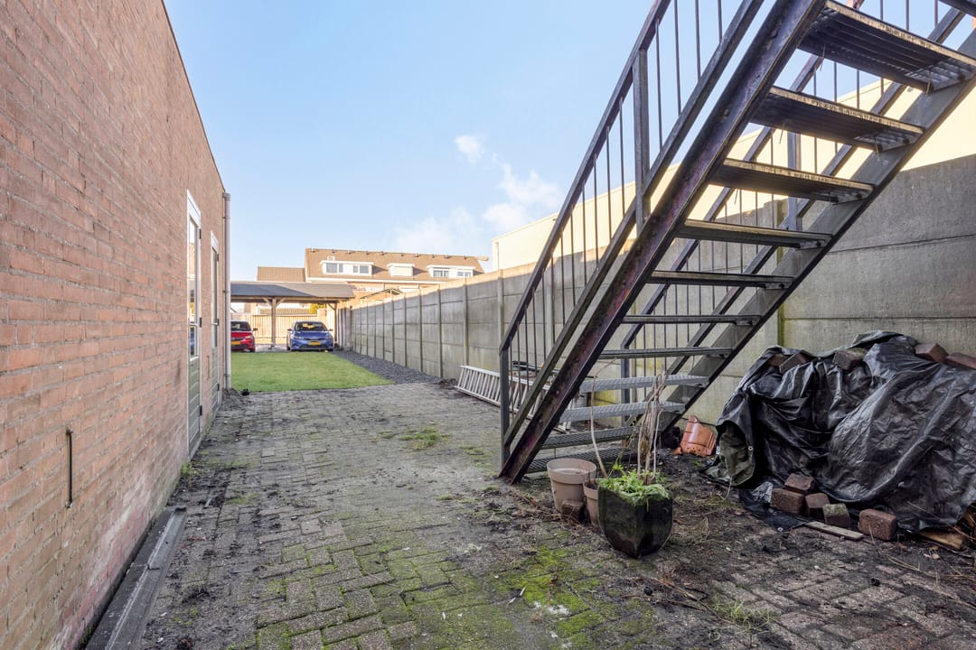 Foto 38 van Westvoorstraat 16-A