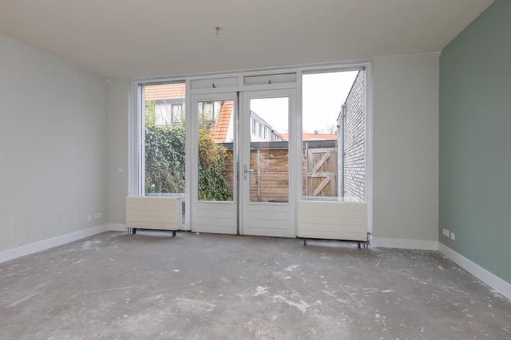 Photo 4 of Adelheidstraat 58