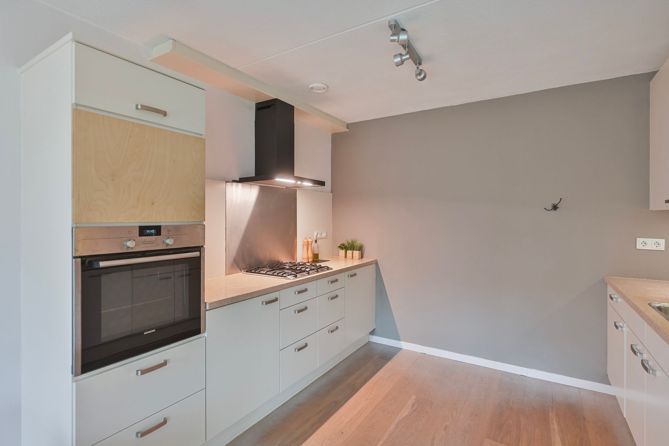 Foto 12 van Beeldsnijderstraat 154