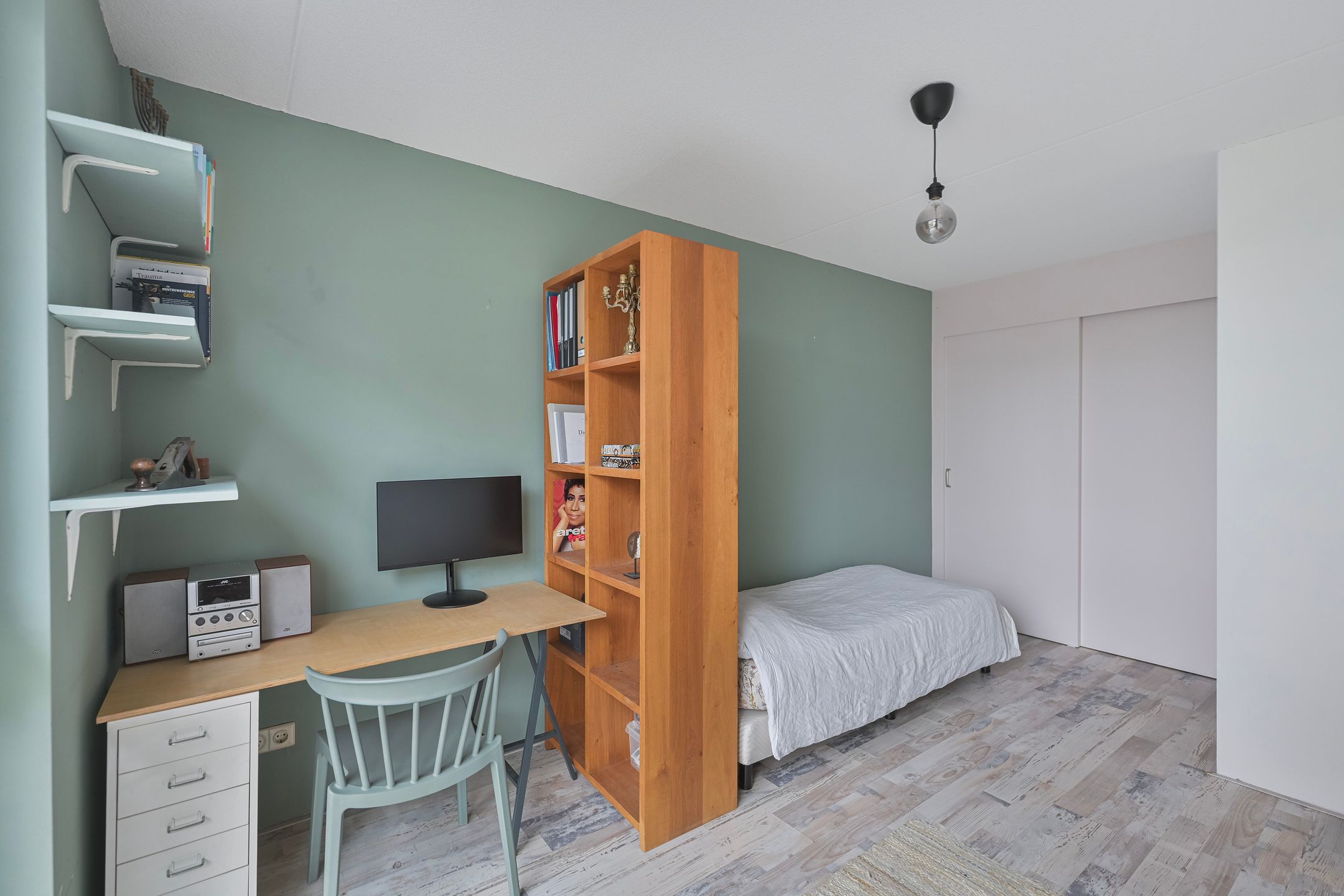 Foto 18 van Beeldsnijderstraat 154