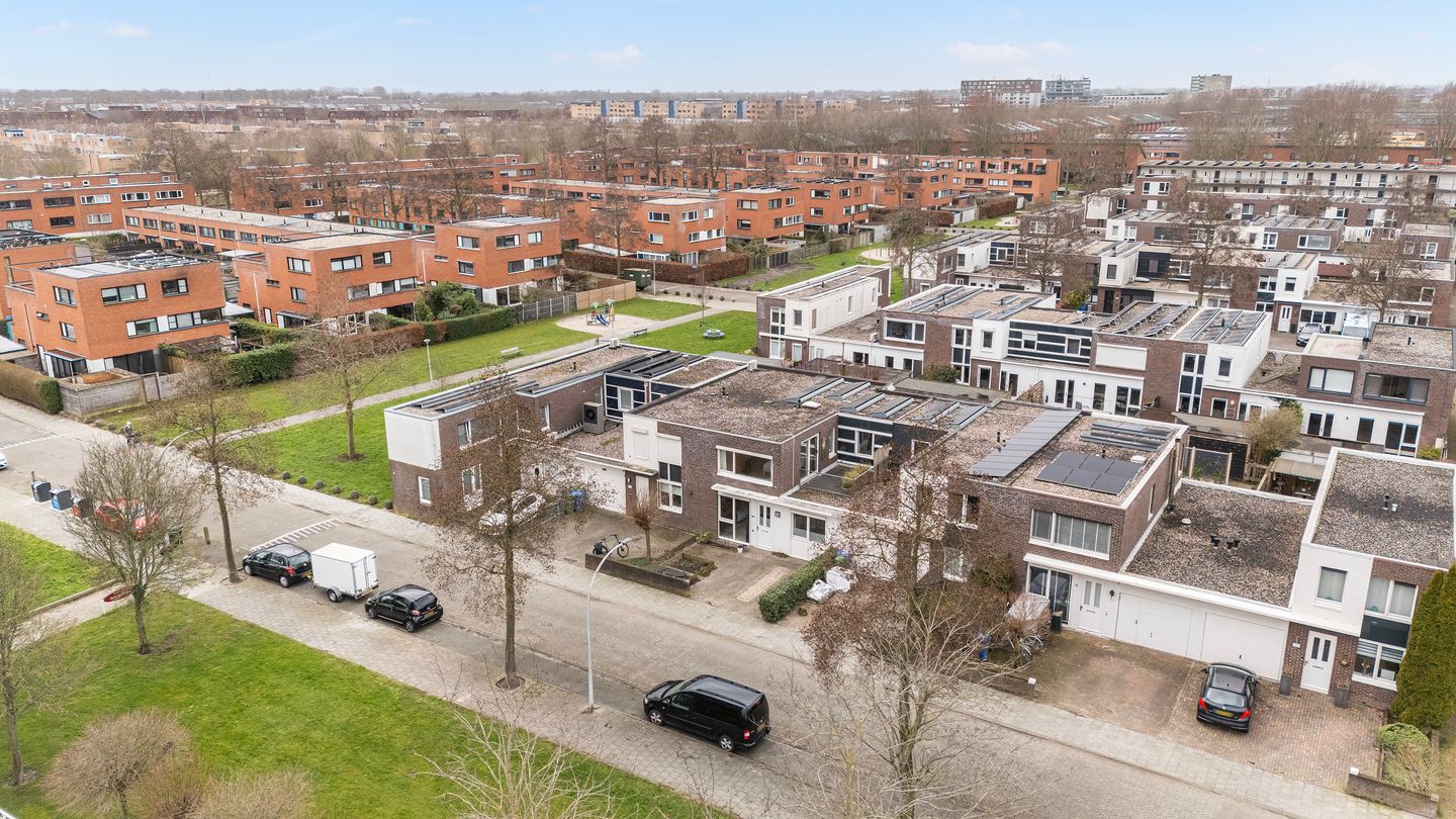 Foto 34 van Beeldsnijderstraat 154