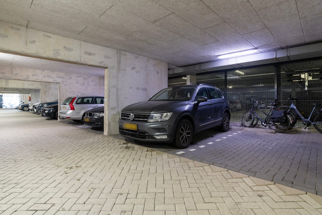 Foto 23 van Helmersstraat 13