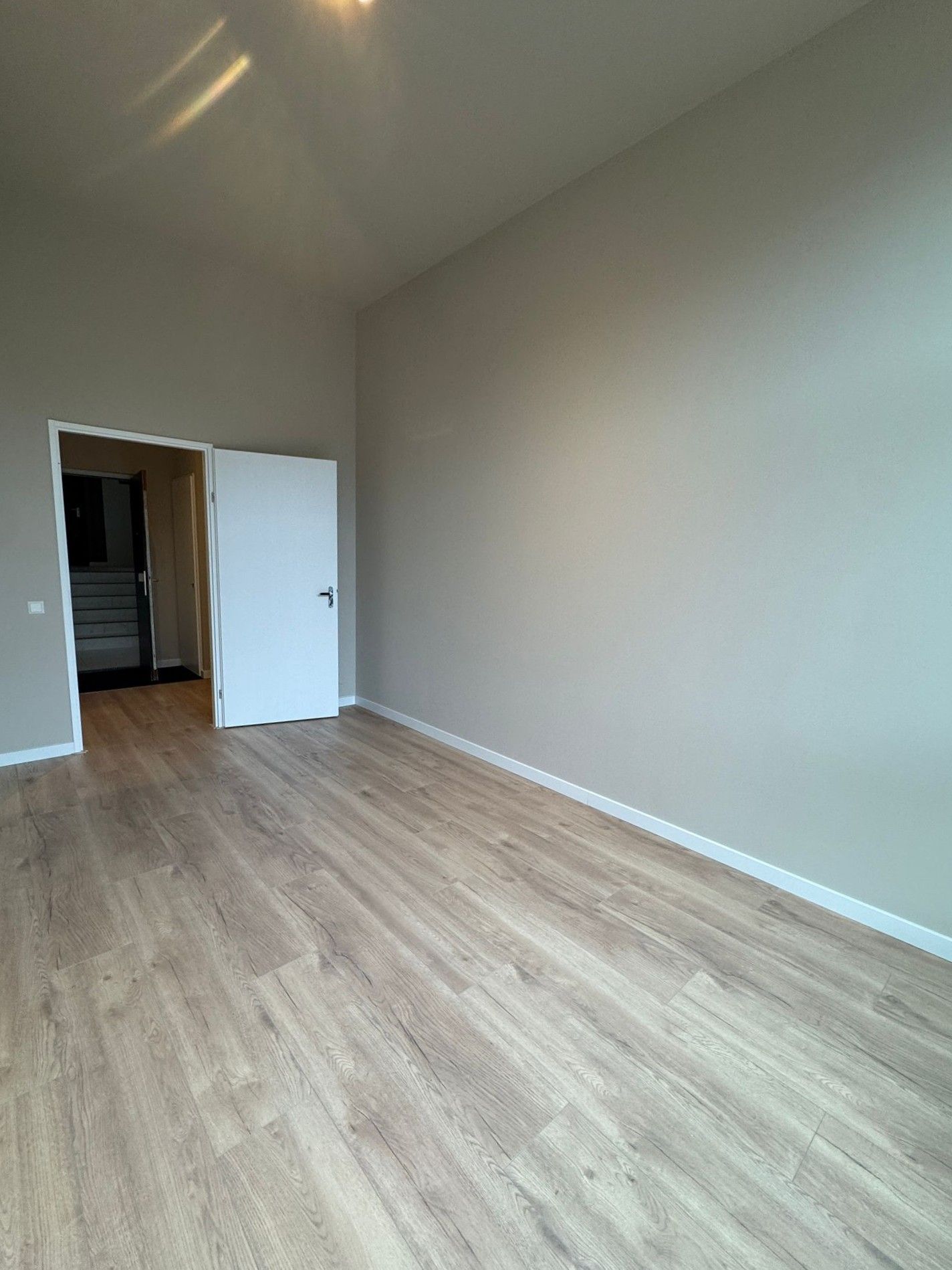 Foto 15 van Van Hogenhoucklaan 97