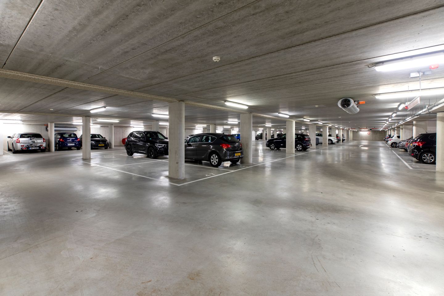 Foto 19 van Van Hogenhoucklaan 97