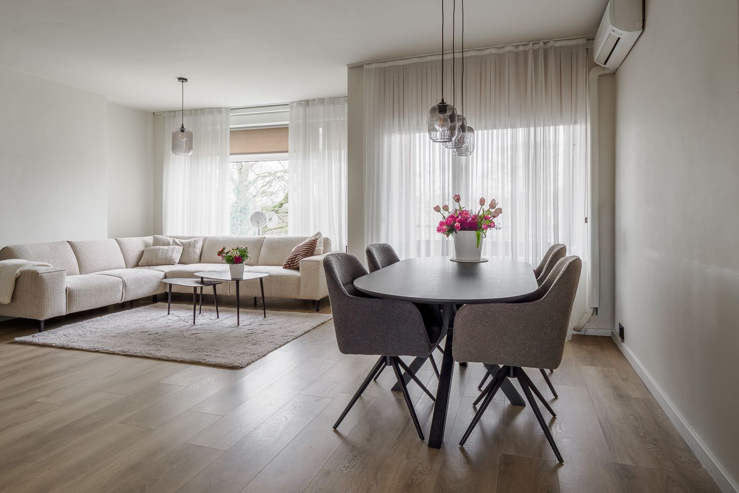 Photo 10 of Arubastraat 28