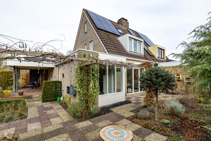 Foto 2 van Mikkenkamp 8