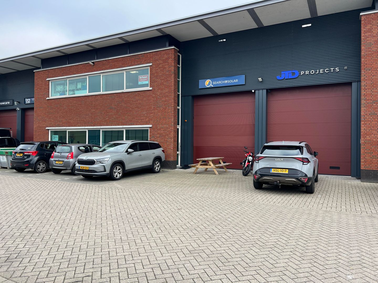 View photo 1 of Riga 4-k