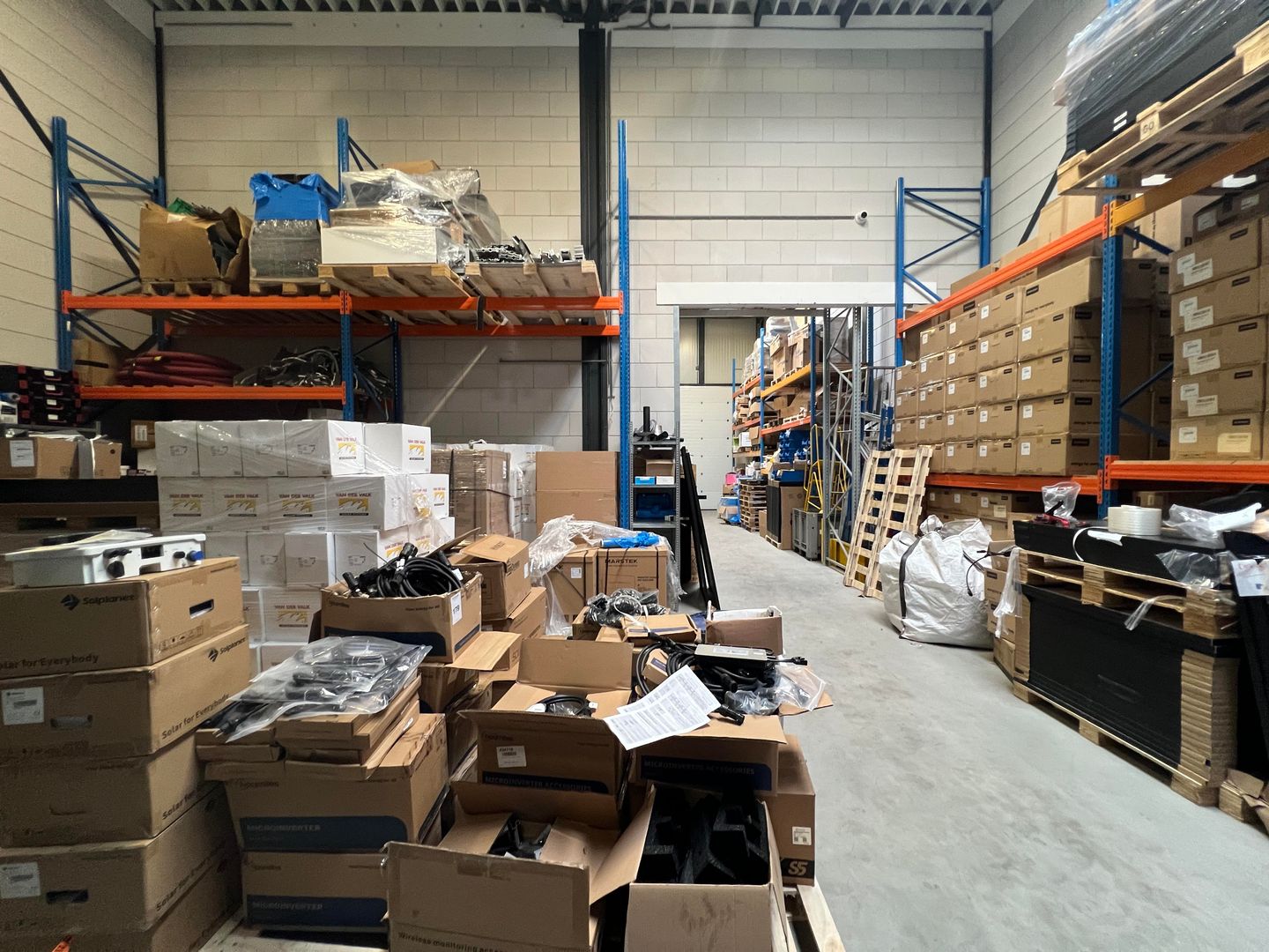 View photo 3 of Riga 4-k