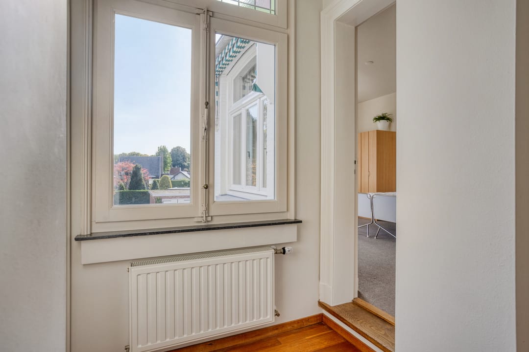 Photo 32 of Stationsweg 22