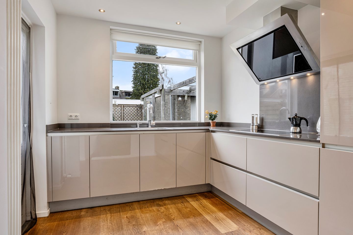 Foto 14 van Marie Koenenlaan 73