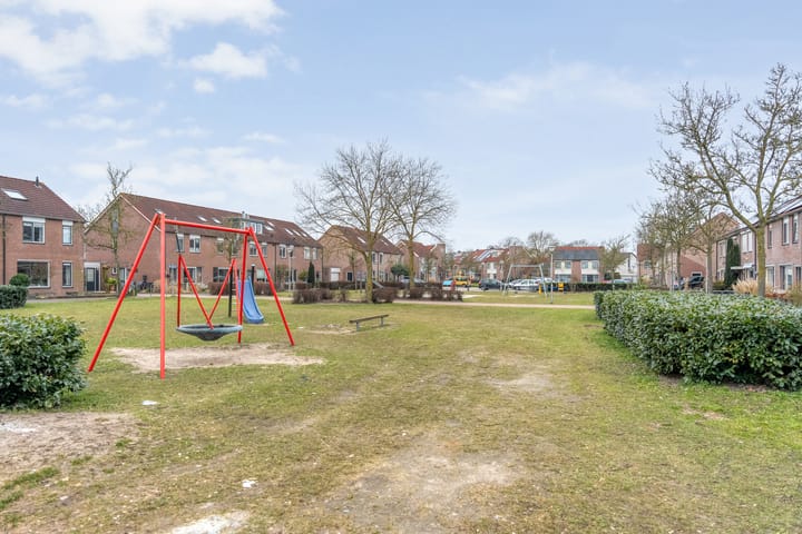 Photo 2 of Grasklokje 32