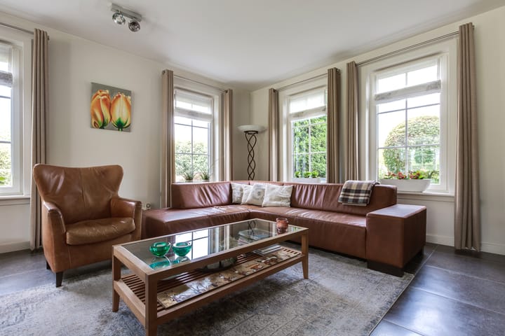 Exclusive Detached Villa in Green Landscape Near Rotterdam — 22