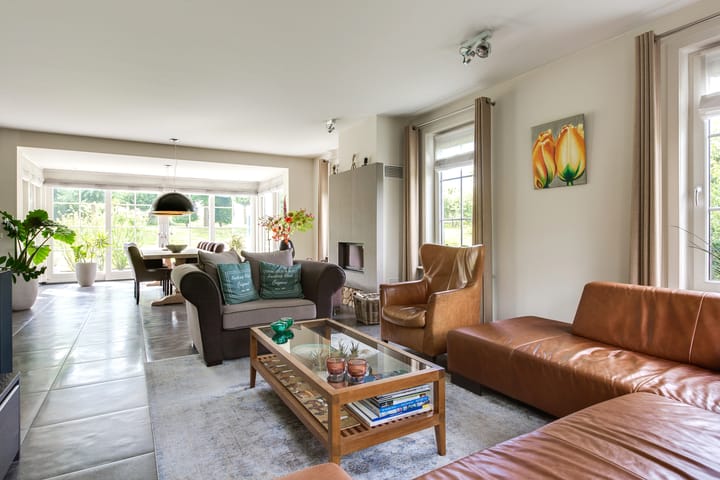 Exclusive Detached Villa in Green Landscape Near Rotterdam — 24