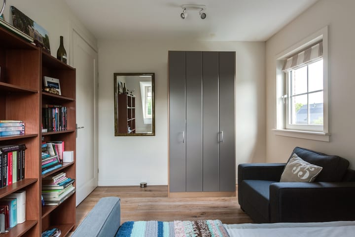 Exclusive Detached Villa in Green Landscape Near Rotterdam — 52