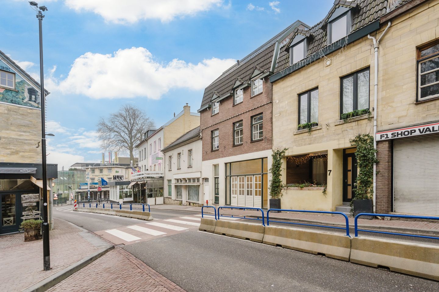 View photo 2 of Cauberg 5