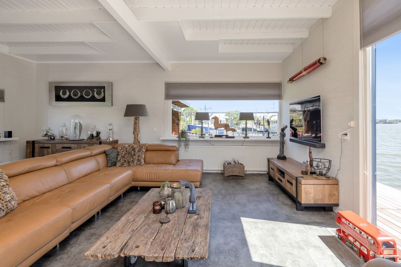 Foto 24 van Molendijk 11-AAB