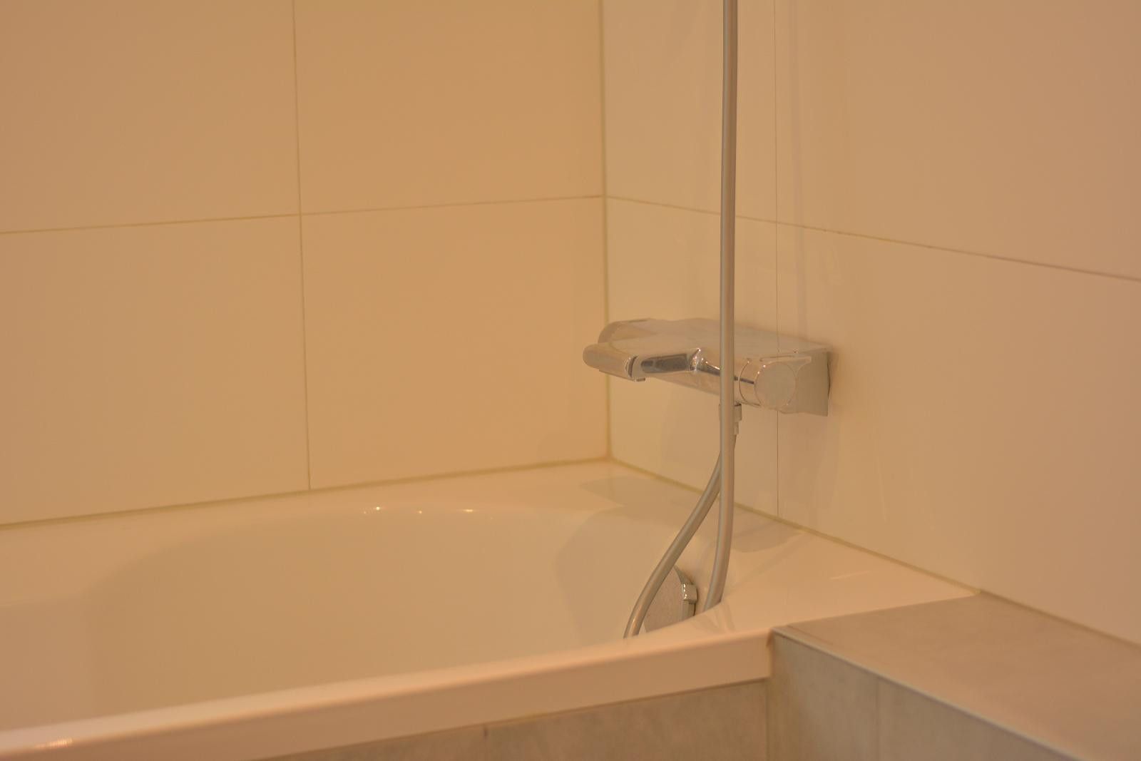 Foto 39 van Burg. Baron van Hövellstraat 5