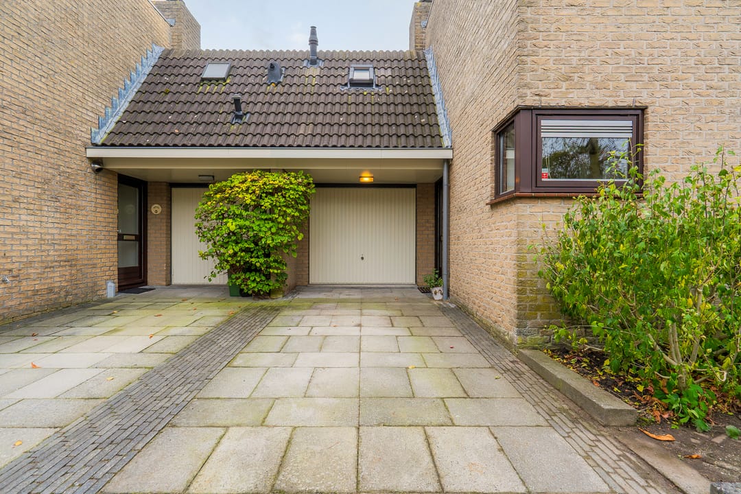 Photo 37 of Liesbos 62