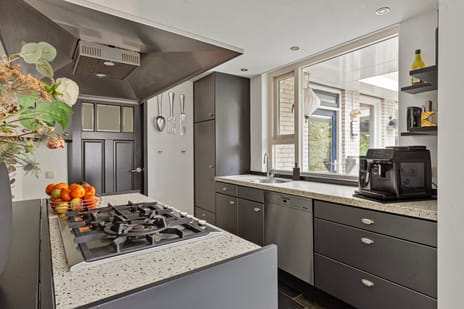 Slenk 73 tertiary image