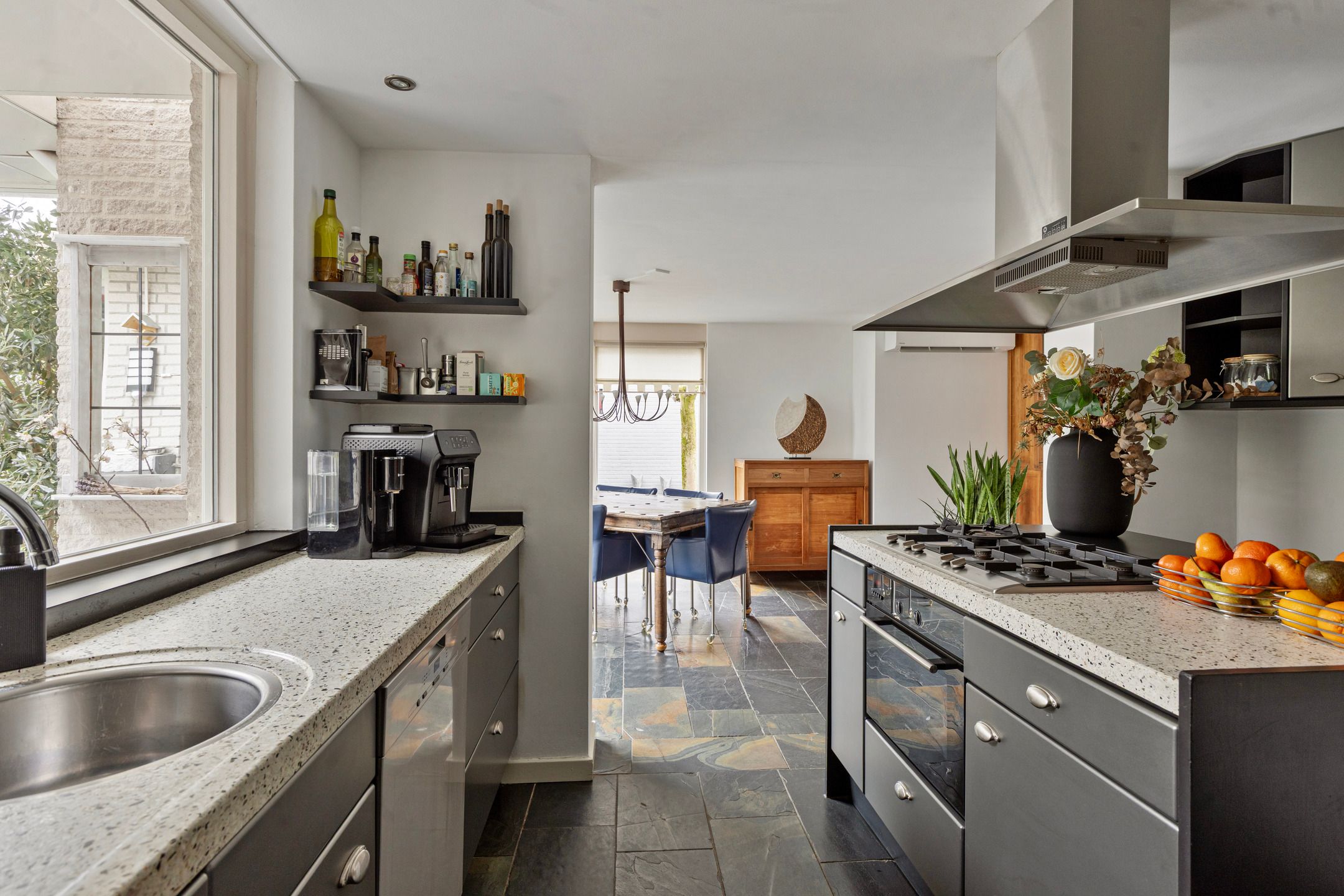 Photo 12 of Slenk 73