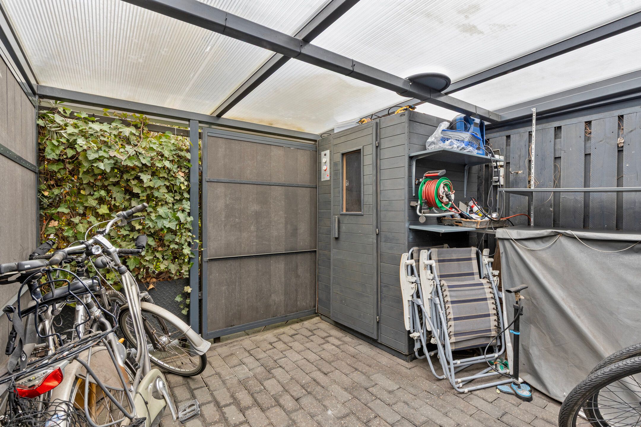 Photo 33 of Slenk 73