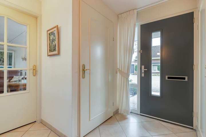 Foto 4 van Wilgeroosje 9