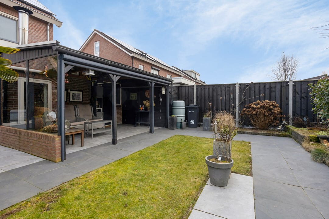 Photo 37 of Koolmees 17