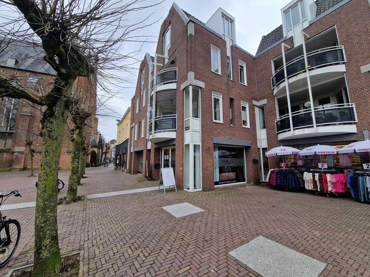 Bekijk foto 2 van Broederenplein 2