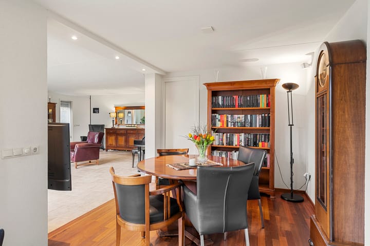 Photo 21 of Florence Nightingalelaan 29