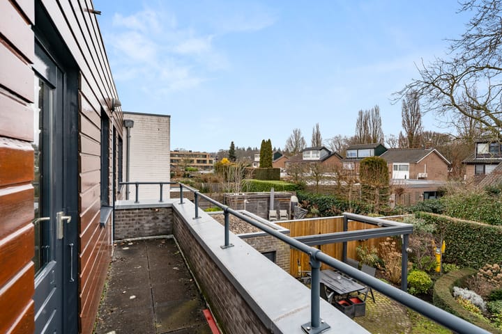 Photo 36 of Florence Nightingalelaan 29