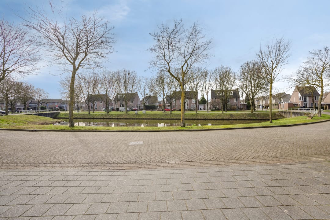 Foto 46 van Meester de Groetlaan 3