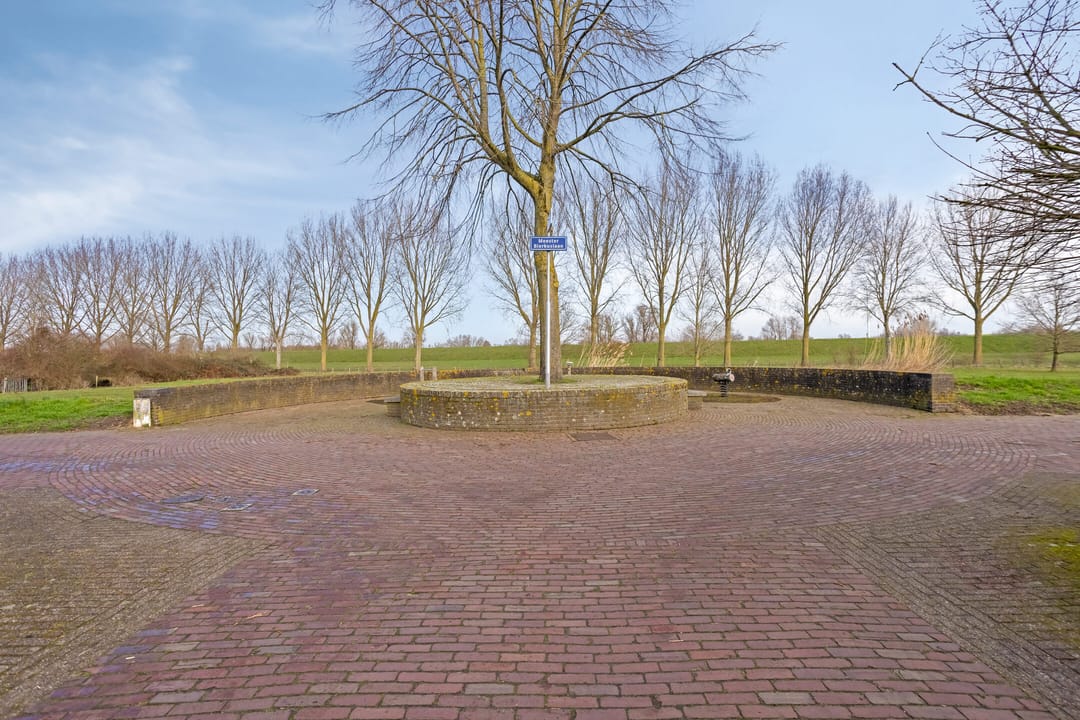 Foto 47 van Meester de Groetlaan 3
