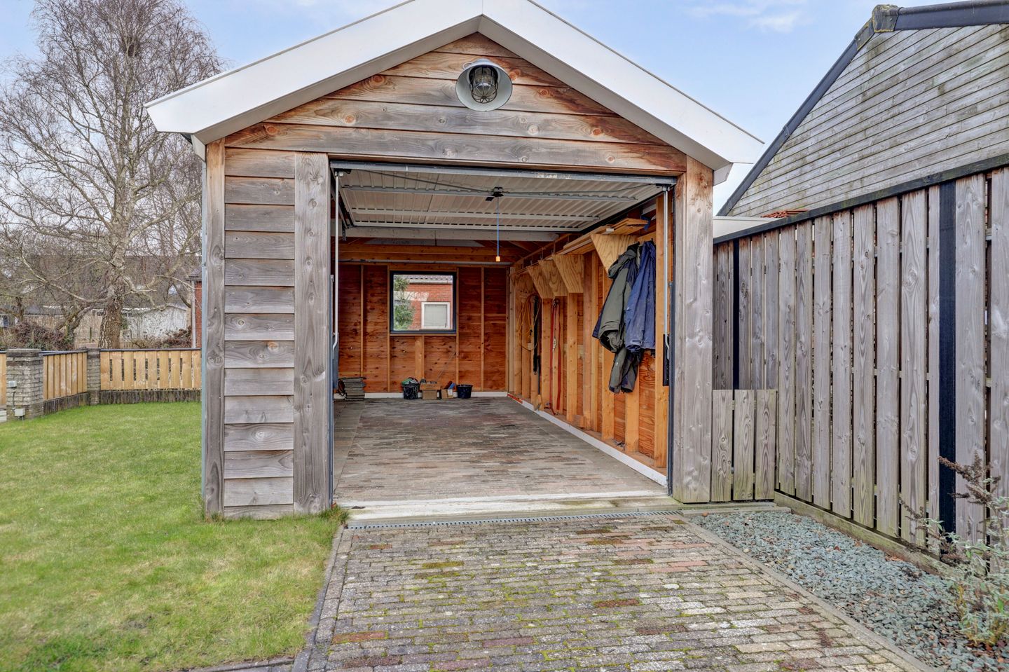 Photo 40 of Sint Nicolaasstraat 25