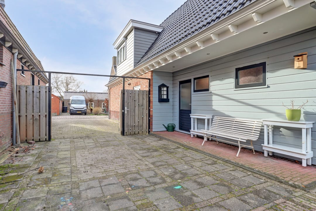 Photo 31 of Sint Nicolaasstraat 25