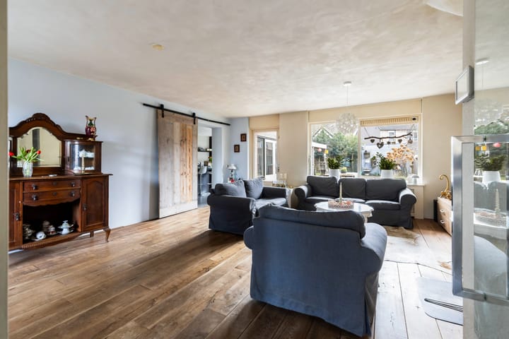 Foto 2 van Uilvlinder 22