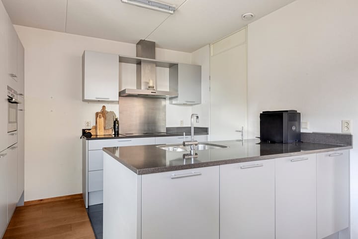 Photo 3 of J. van Galenlaan 24