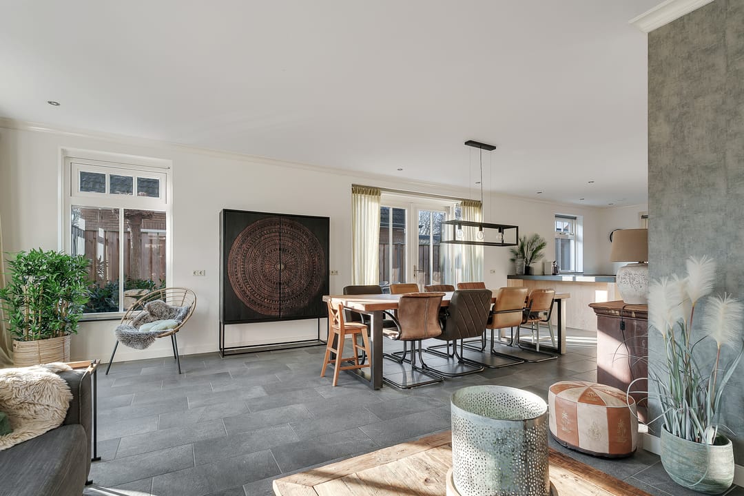 Luxurious Energy-Efficient Detached Home with Premium Finishes — 12