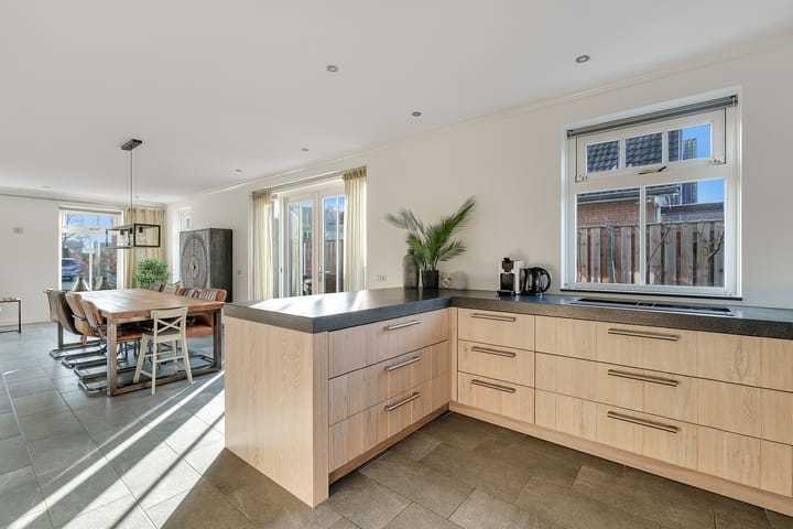 Luxurious Energy-Efficient Detached Home with Premium Finishes — 13